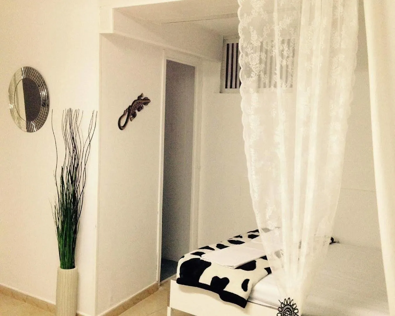 Hostel Bellavista Playa Malaga Hotel